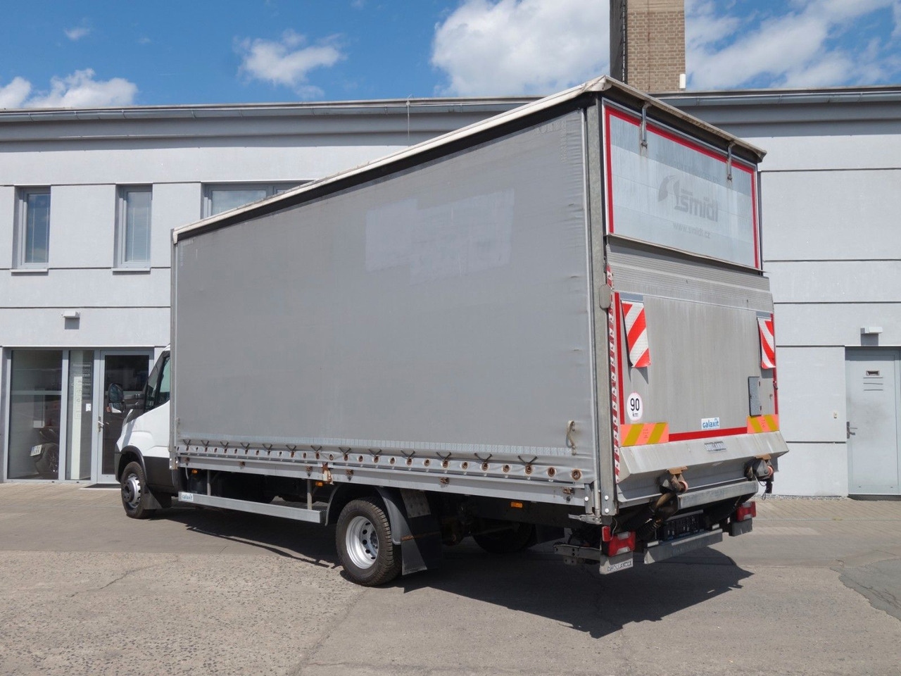 Iveco Daily 70C18 mit LBW - شاحنة ستارة جانبية: صورة 3 Iveco Daily 70C18 mit LBW - شاحنة ستارة جانبية: صورة 3