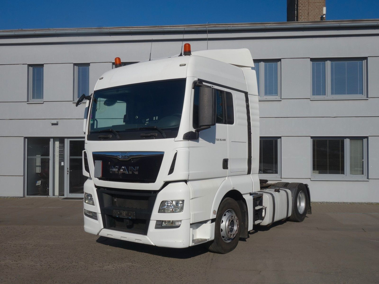 MAN TGX 18.480 XLX E6 ST, Retarder - وحدة جر: صورة 1 MAN TGX 18.480 XLX E6 ST, Retarder - وحدة جر: صورة 1