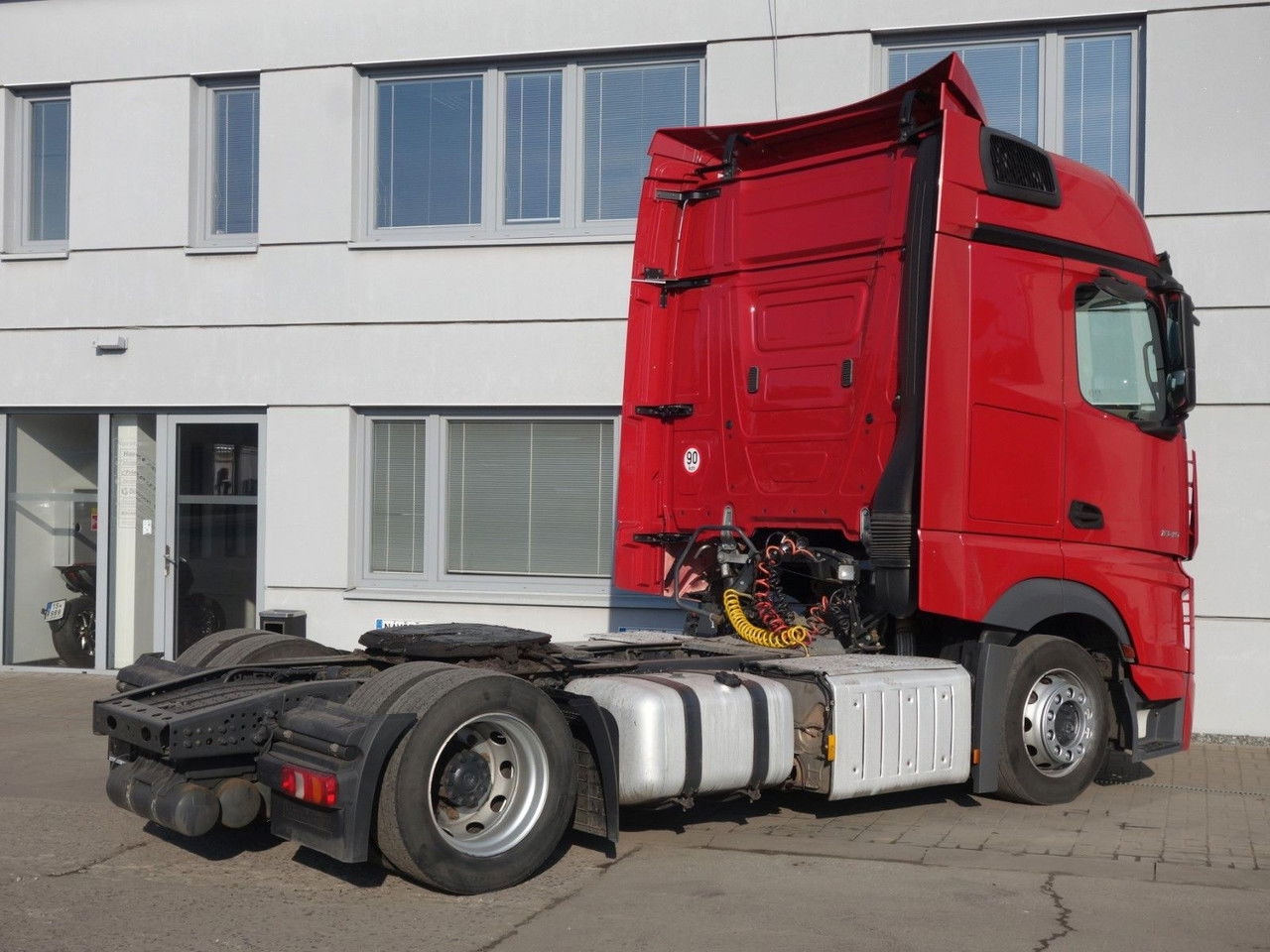 Mercedes-Benz Actros 1845 Lsnrl, Lowdeck, Standklima - وحدة جر: صورة 5 Mercedes-Benz Actros 1845 Lsnrl, Lowdeck, Standklima - وحدة جر: صورة 5