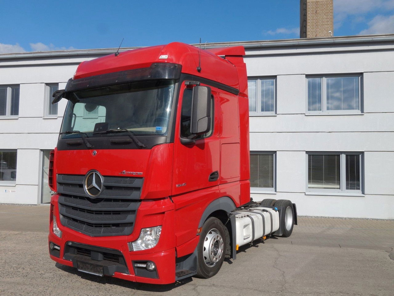Mercedes-Benz Actros 1845 Lsnrl, Lowdeck, Standklima - وحدة جر: صورة 1 Mercedes-Benz Actros 1845 Lsnrl, Lowdeck, Standklima - وحدة جر: صورة 1