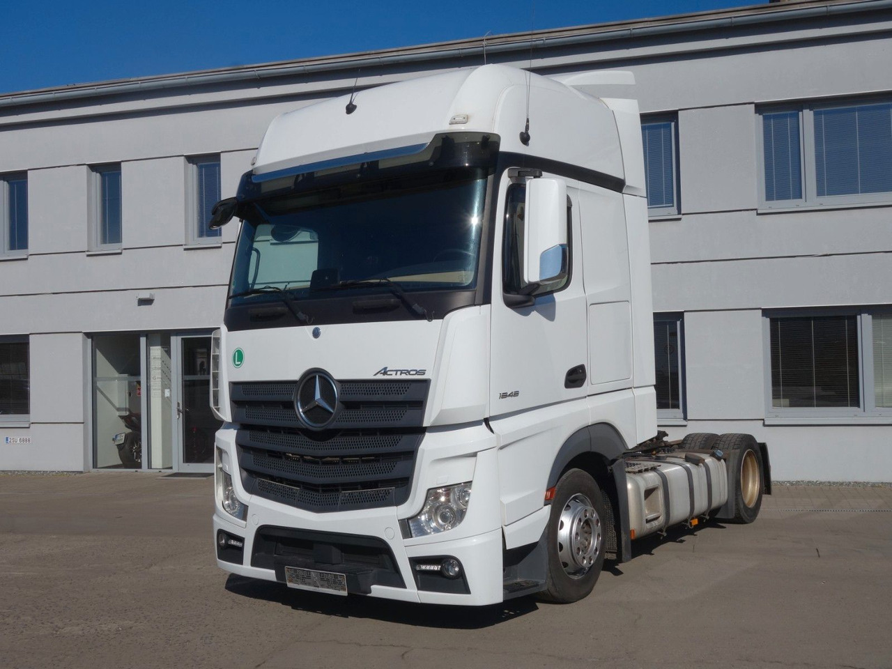 Mercedes-Benz Actros 1848 LSNRL Giga Space, Xenon, Navi - وحدة جر: صورة 1 Mercedes-Benz Actros 1848 LSNRL Giga Space, Xenon, Navi - وحدة جر: صورة 1