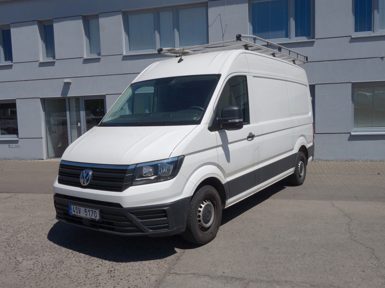 Volkswagen Crafter 2,0 TDI 103 kW - فان: صورة 1 Volkswagen Crafter 2,0 TDI 103 kW - فان: صورة 1