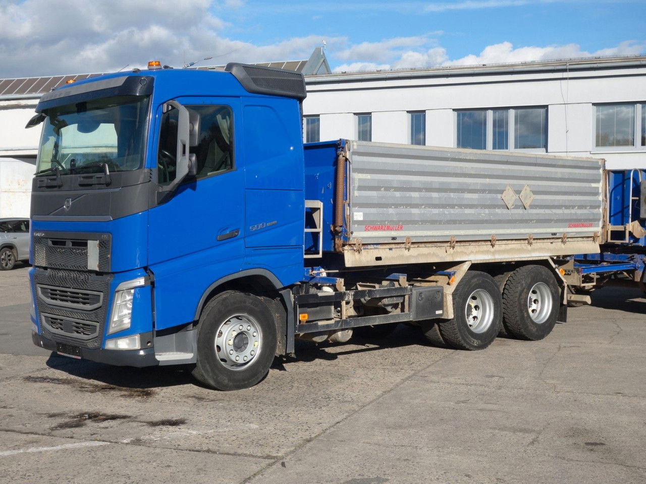 Volvo FH 13.500 6x4 Dreiseitenkipper - شاحنة قلاب: صورة 1 Volvo FH 13.500 6x4 Dreiseitenkipper - شاحنة قلاب: صورة 1