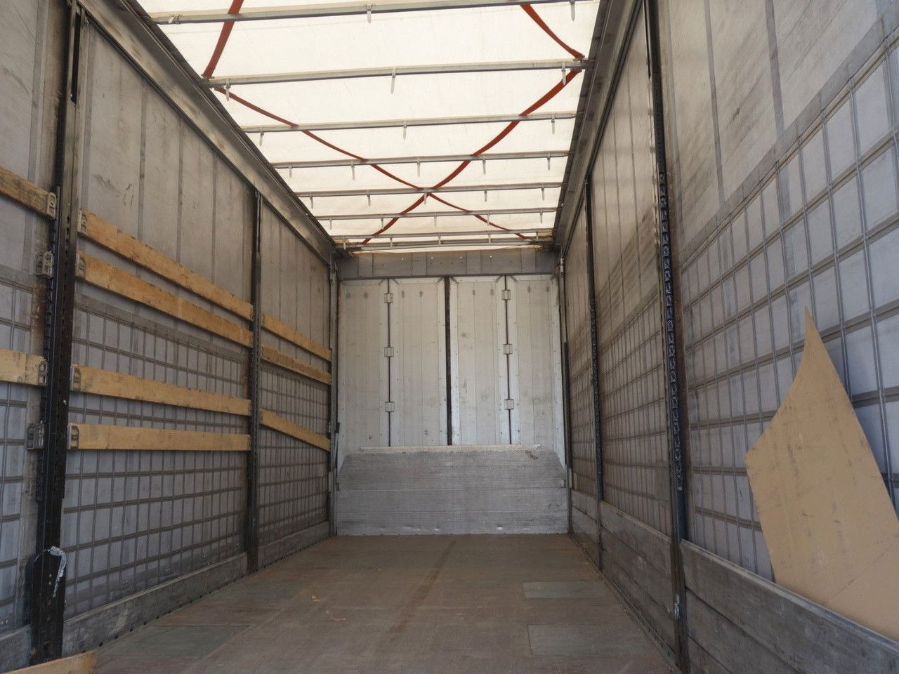 Volvo FH 460 XL 6x2, 120 cbm, Durchfahren - شاحنة ستارة: صورة 5 Volvo FH 460 XL 6x2, 120 cbm, Durchfahren - شاحنة ستارة: صورة 5