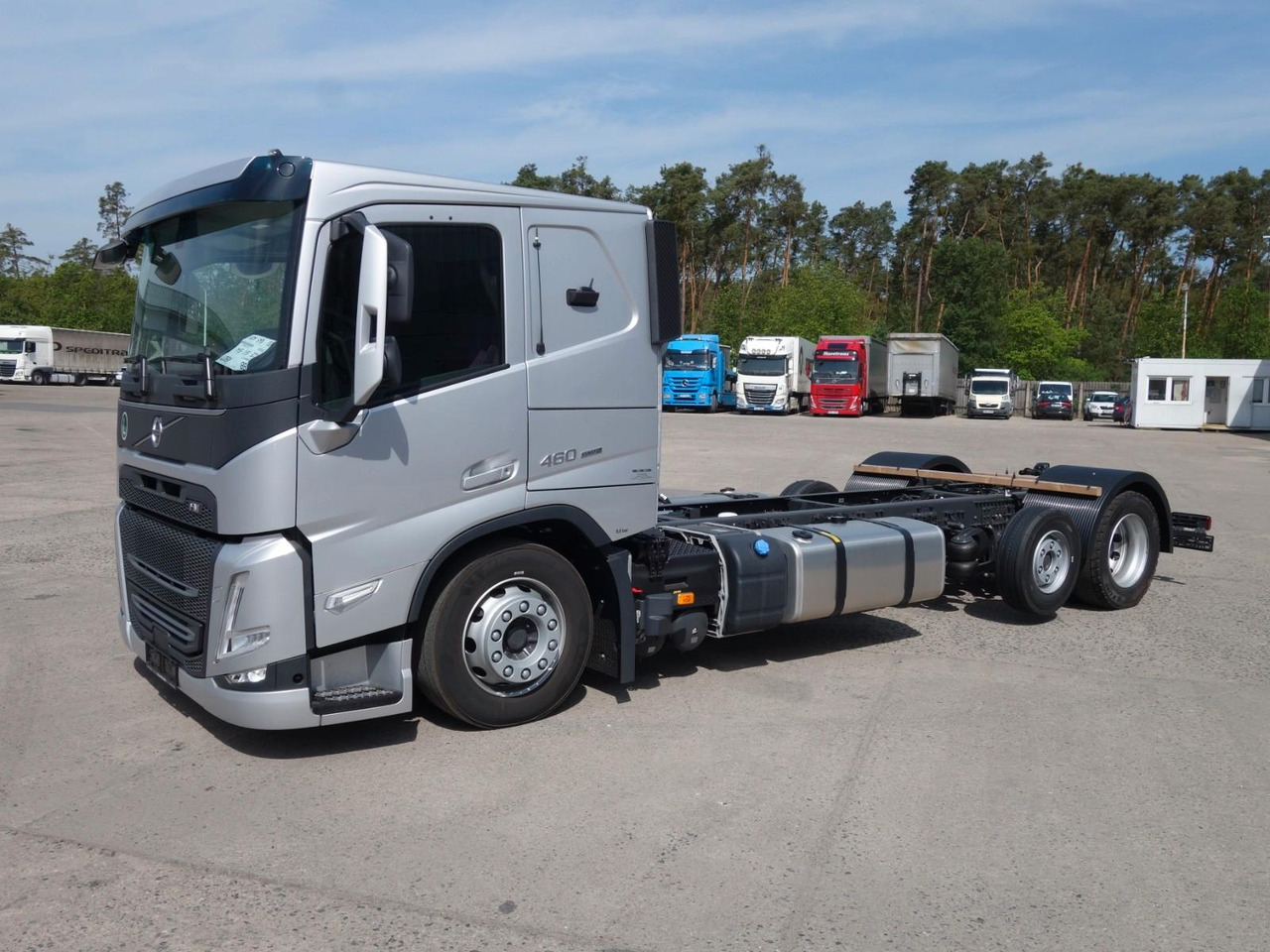 Volvo FM13 460 6x2 Neue RTO , Kassbohrer, Rolfo, Rimo - شاحنة نقل سيارات شاحنة: صورة 2 Volvo FM13 460 6x2 Neue RTO , Kassbohrer, Rolfo, Rimo - شاحنة نقل سيارات شاحنة: صورة 2