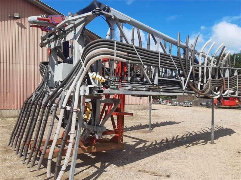 AP 16-20-24 drypfri slangebom - صهريج السماد السائل: صورة 1 AP 16-20-24 drypfri slangebom - صهريج السماد السائل: صورة 1