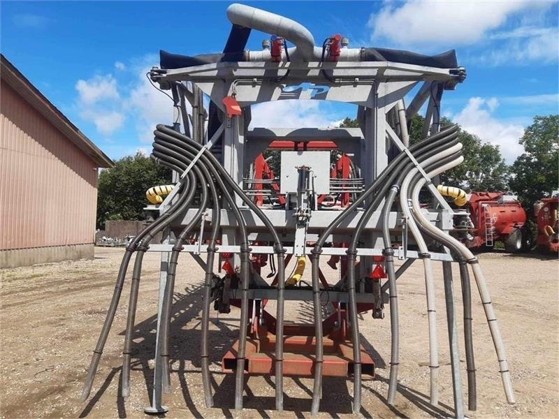 AP 16-20-24 drypfri slangebom - صهريج السماد السائل: صورة 3 AP 16-20-24 drypfri slangebom - صهريج السماد السائل: صورة 3