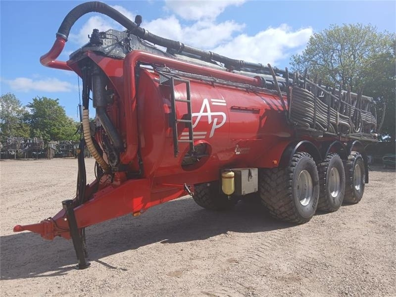 AP GV 25 m. 24 meter AP slangebom - صهريج السماد السائل: صورة 5 AP GV 25 m. 24 meter AP slangebom - صهريج السماد السائل: صورة 5