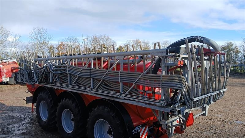 AP GV28 X-Line - صهريج السماد السائل: صورة 5 AP GV28 X-Line - صهريج السماد السائل: صورة 5