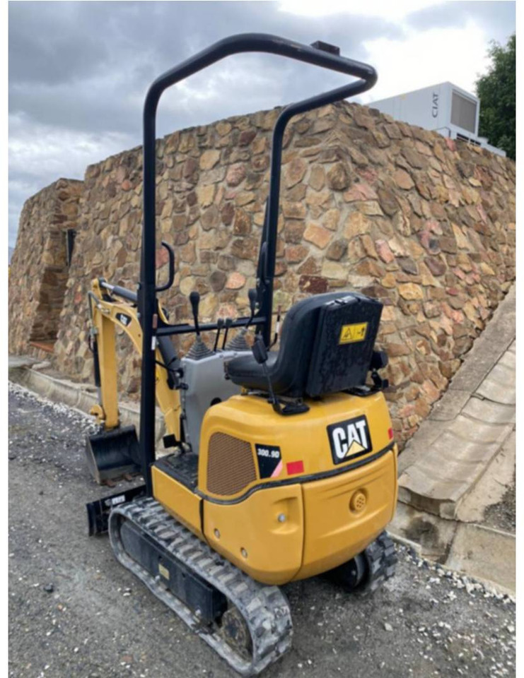 CAT 300.9D - حفار زحاف: صورة 1 CAT 300.9D - حفار زحاف: صورة 1