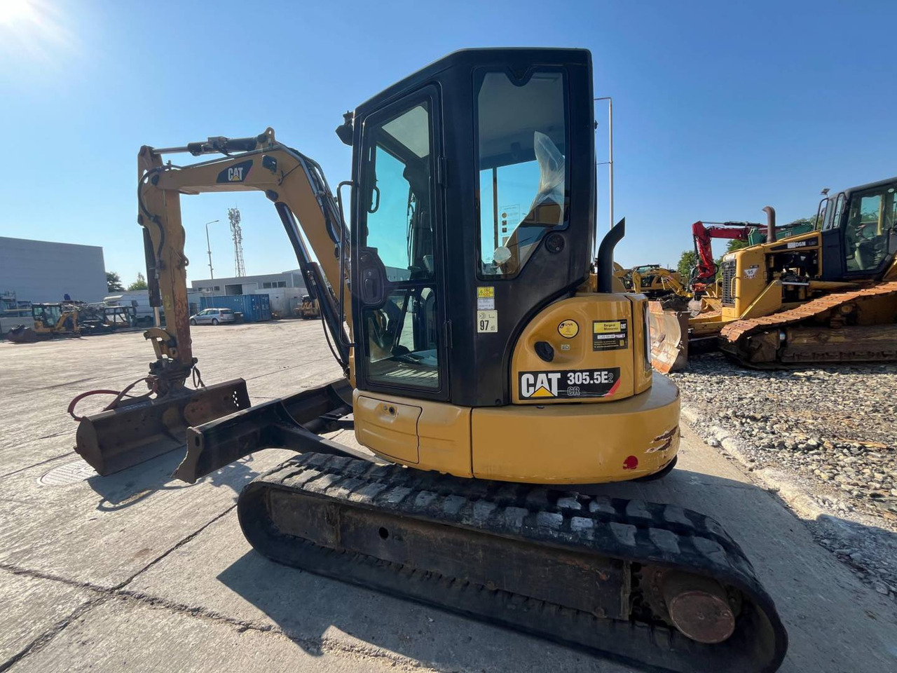 CAT 305.5E2CR - حفار زحاف: صورة 4 CAT 305.5E2CR - حفار زحاف: صورة 4