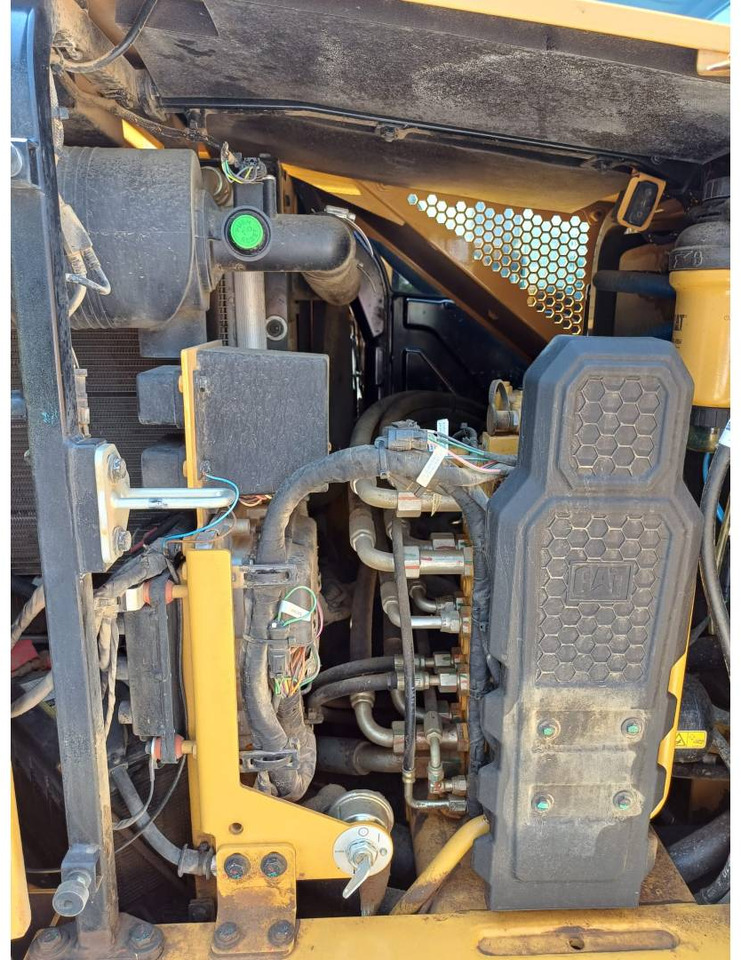 حفار زحاف CAT 308-07CR: صورة 17