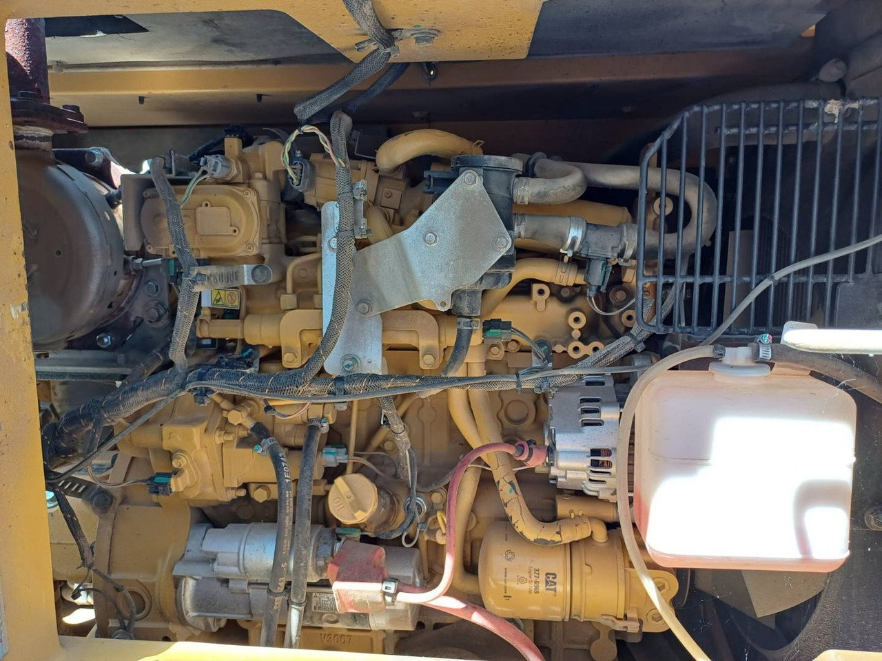 حفار زحاف CAT 308-07CR: صورة 7