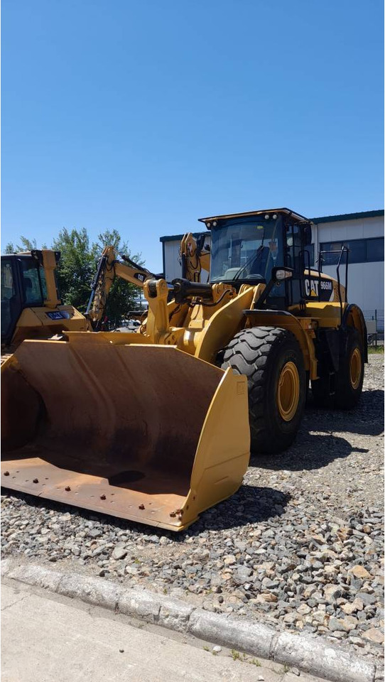 CAT 966M - اللودر بعجل: صورة 1 CAT 966M - اللودر بعجل: صورة 1