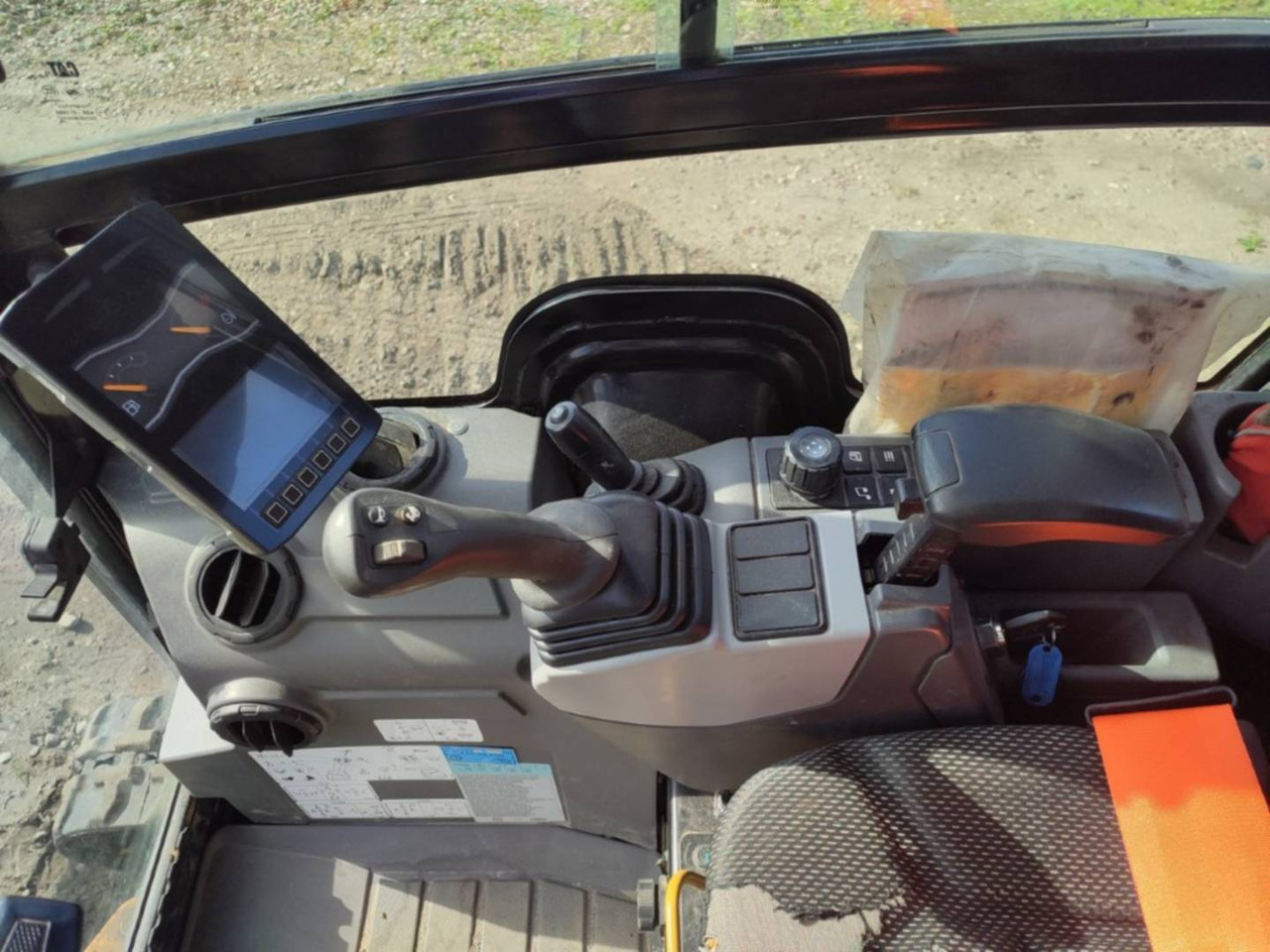 CAT 301.8 - حفار زحاف: صورة 5 CAT 301.8 - حفار زحاف: صورة 5