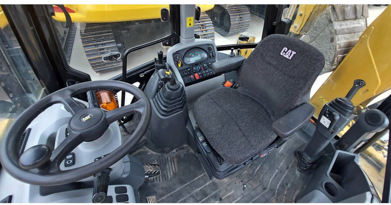 جرافة حفار CAT 432F2: صورة 7