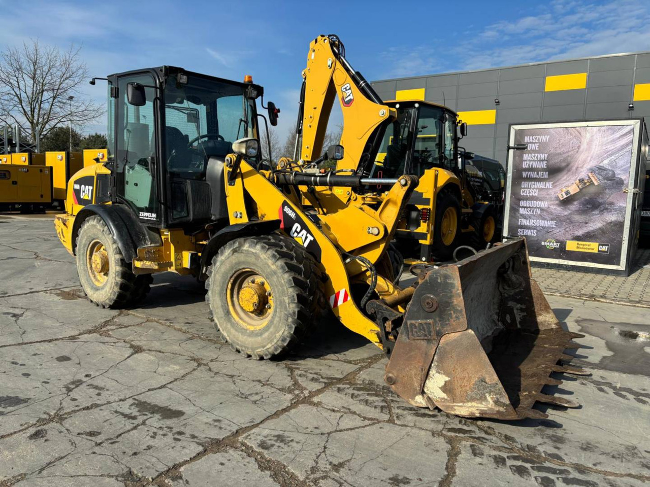 CAT 906H2 - اللودر بعجل: صورة 2 CAT 906H2 - اللودر بعجل: صورة 2