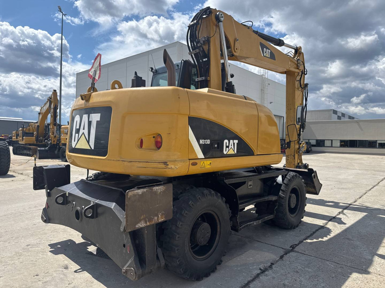CAT M313D - حفارة دولاب: صورة 3 CAT M313D - حفارة دولاب: صورة 3