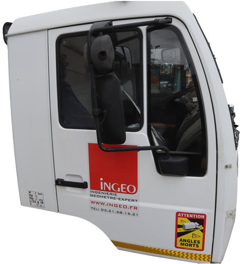 MAN F20L51 L2000 81.60000-7690 - الكابينة والداخلية - شاحنة: صورة 3 MAN F20L51 L2000 81.60000-7690 - الكابينة والداخلية - شاحنة: صورة 3