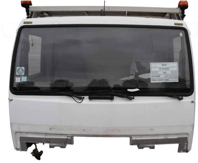 MAN F20L51 L2000 81.60000-7690 - الكابينة والداخلية - شاحنة: صورة 1 MAN F20L51 L2000 81.60000-7690 - الكابينة والداخلية - شاحنة: صورة 1