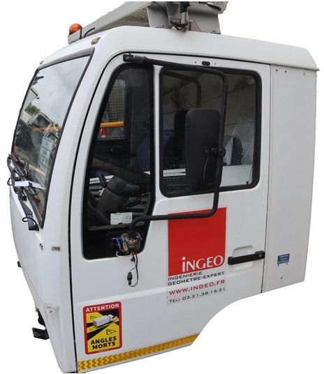 MAN F20L51 L2000 81.60000-7690 - الكابينة والداخلية - شاحنة: صورة 2 MAN F20L51 L2000 81.60000-7690 - الكابينة والداخلية - شاحنة: صورة 2