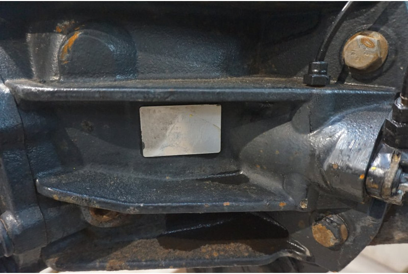 MAN HY-1350-12 38/15 - المحور الخلفي - شاحنة: صورة 4 MAN HY-1350-12 38/15 - المحور الخلفي - شاحنة: صورة 4