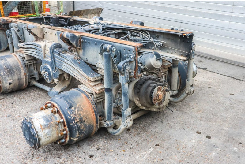 MAN TANDEM TGS 28/21 IP=3.0 ZWAAR - المحور الخلفي - شاحنة: صورة 2 MAN TANDEM TGS 28/21 IP=3.0 ZWAAR - المحور الخلفي - شاحنة: صورة 2