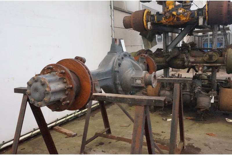 Mercedes-Benz R390-11/C-19.5 I=3.909 771 111 P 803860 - المحور الخلفي - شاحنة: صورة 1 Mercedes-Benz R390-11/C-19.5 I=3.909 771 111 P 803860 - المحور الخلفي - شاحنة: صورة 1