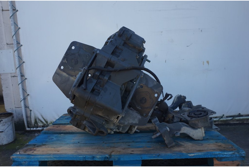 Mercedes-Benz VG3000Z-3W 750 855 T0 009302 - صندوق التروس - شاحنة: صورة 2 Mercedes-Benz VG3000Z-3W 750 855 T0 009302 - صندوق التروس - شاحنة: صورة 2