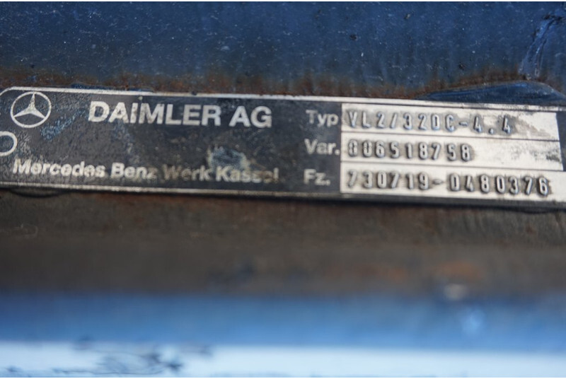 Mercedes-Benz VL2/32DC-4.4 - المحور الأمامي - شاحنة: صورة 2 Mercedes-Benz VL2/32DC-4.4 - المحور الأمامي - شاحنة: صورة 2