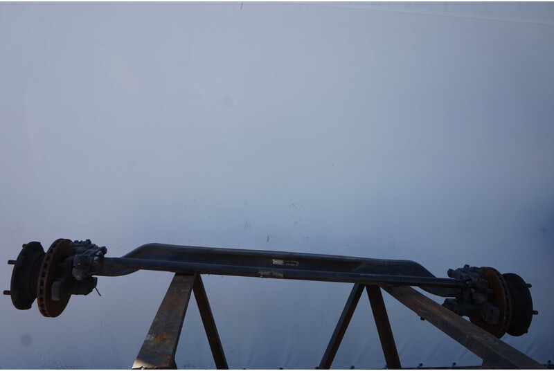 Mercedes-Benz VL2/32DC-4.4 - المحور الأمامي - شاحنة: صورة 1 Mercedes-Benz VL2/32DC-4.4 - المحور الأمامي - شاحنة: صورة 1