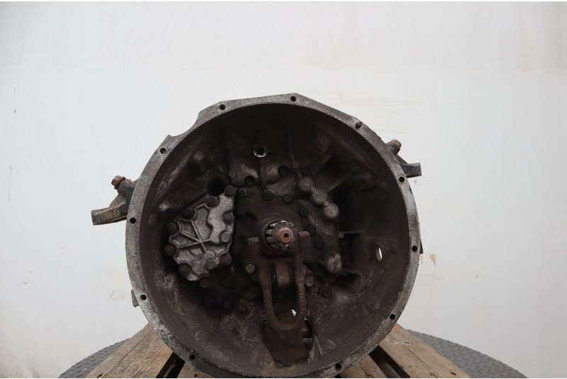 ZF 16S151OD+INT F2000 81.32004-6402 - صندوق التروس - شاحنة: صورة 2 ZF 16S151OD+INT F2000 81.32004-6402 - صندوق التروس - شاحنة: صورة 2