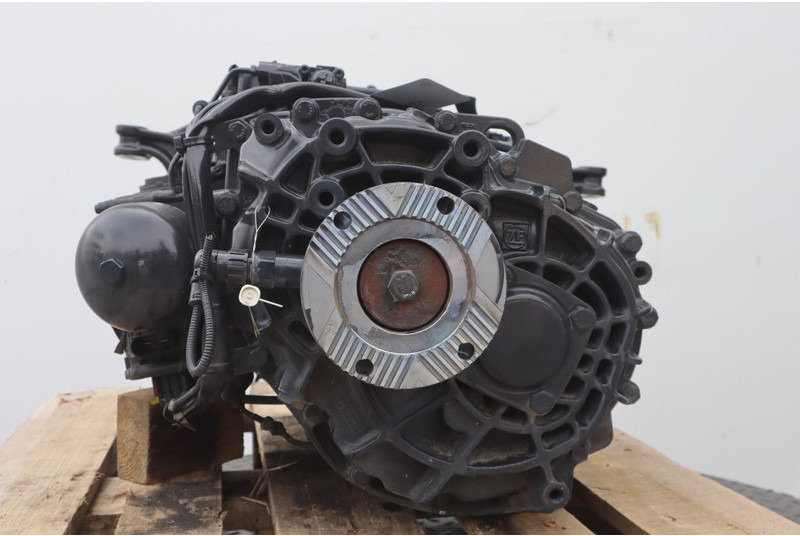 ZF 6AS800OD 81.32004-6338 - صندوق التروس - شاحنة: صورة 4 ZF 6AS800OD 81.32004-6338 - صندوق التروس - شاحنة: صورة 4