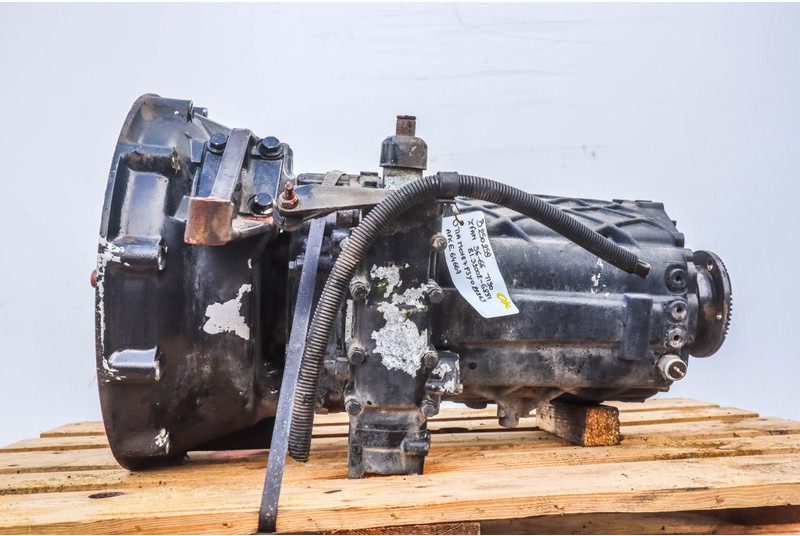 ZF S6-66 M90 81.32002-6891 - قطع غيار - شاحنة: صورة 3 ZF S6-66 M90 81.32002-6891 - قطع غيار - شاحنة: صورة 3