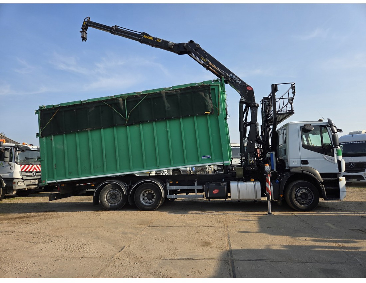 IVECO STRALIS 420 6X2 TIPPER CRANE KESLA 17 TON 2 EXT STEERING REAR AXLE - شاحنة قلاب, شاحنة كرين: صورة 3 IVECO STRALIS 420 6X2 TIPPER CRANE KESLA 17 TON 2 EXT STEERING REAR AXLE - شاحنة قلاب, شاحنة كرين: صورة 3