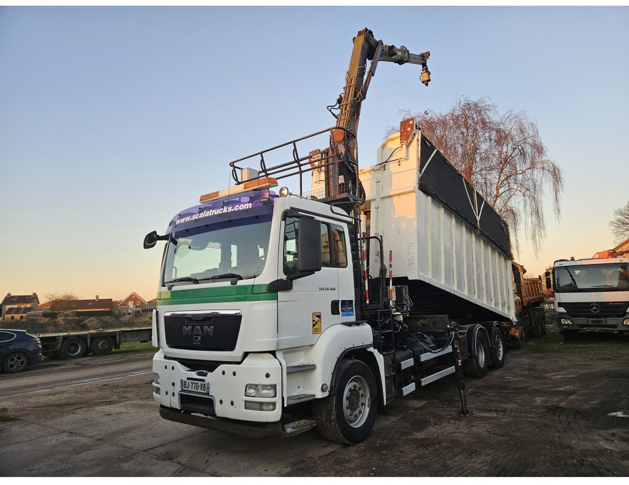MAN TGS 26.400 6x2 steering axle lenk Tipper Crane Jonsered 1320 Z - شاحنة قلاب, شاحنة كرين: صورة 1 MAN TGS 26.400 6x2 steering axle lenk Tipper Crane Jonsered 1320 Z - شاحنة قلاب, شاحنة كرين: صورة 1