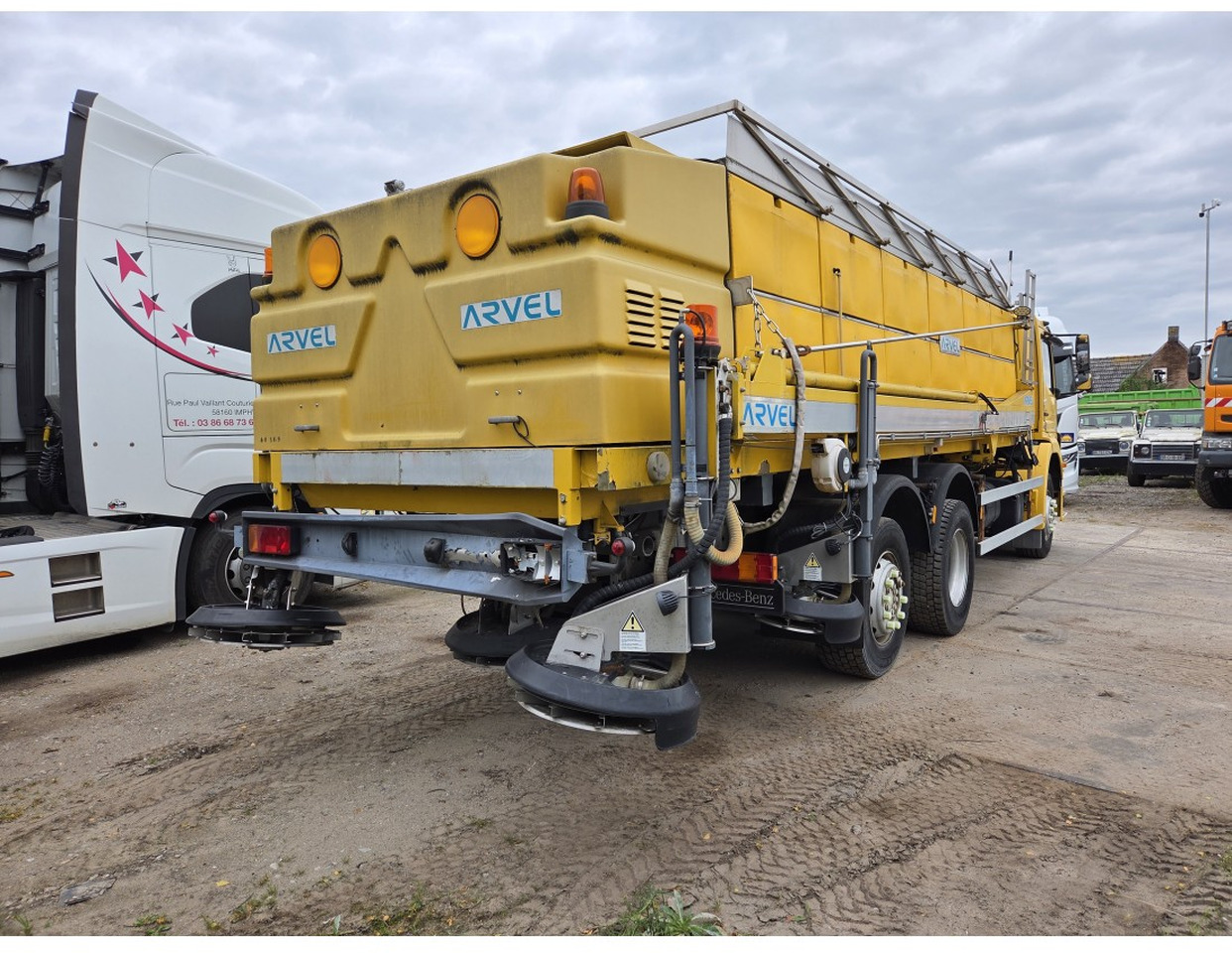 MERCEDES AXOR 2533 6X2 CHASSIS LOW MILEAGE - شاحنة هيكل كابينة, جرافة ثلج: صورة 3 MERCEDES AXOR 2533 6X2 CHASSIS LOW MILEAGE - شاحنة هيكل كابينة, جرافة ثلج: صورة 3