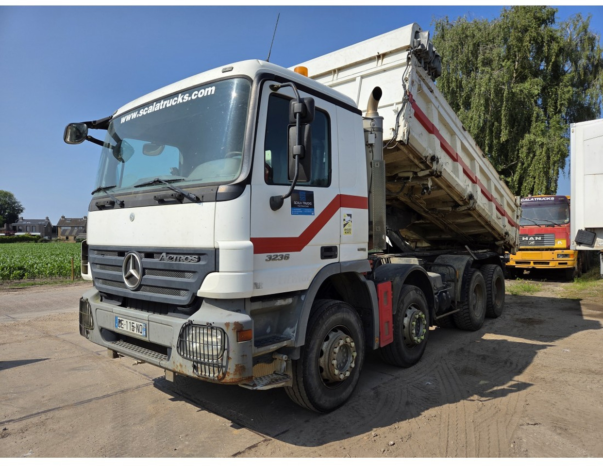 Mercedes Actros 3236 8x4 2-Side Tipper EPS Gearbox 3 Pedals - شاحنة قلاب: صورة 1 Mercedes Actros 3236 8x4 2-Side Tipper EPS Gearbox 3 Pedals - شاحنة قلاب: صورة 1