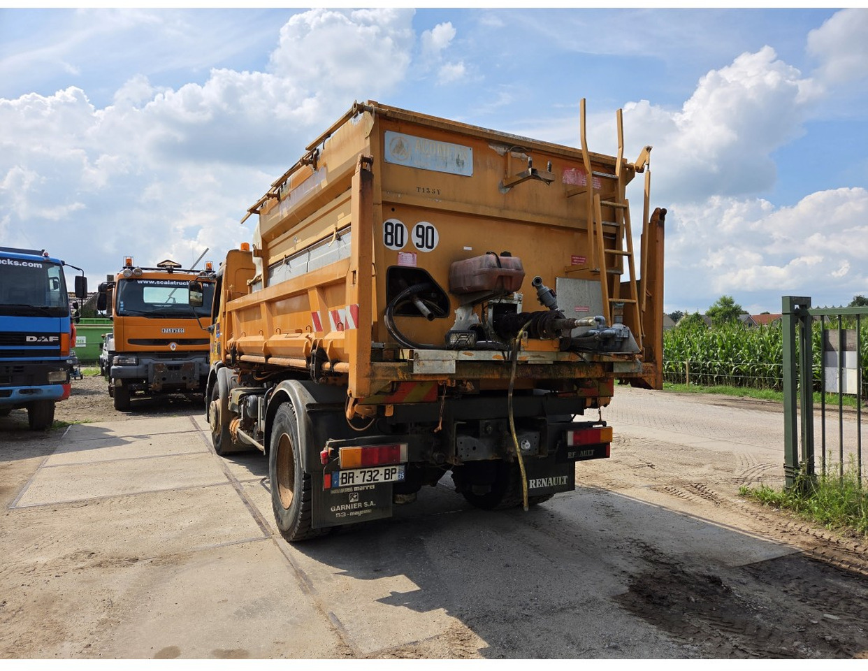 Renault Premium 300 4x2 Tipper Gritter Manual Gearbox Mechanical pump Pomp - شاحنة قلاب: صورة 4 Renault Premium 300 4x2 Tipper Gritter Manual Gearbox Mechanical pump Pomp - شاحنة قلاب: صورة 4