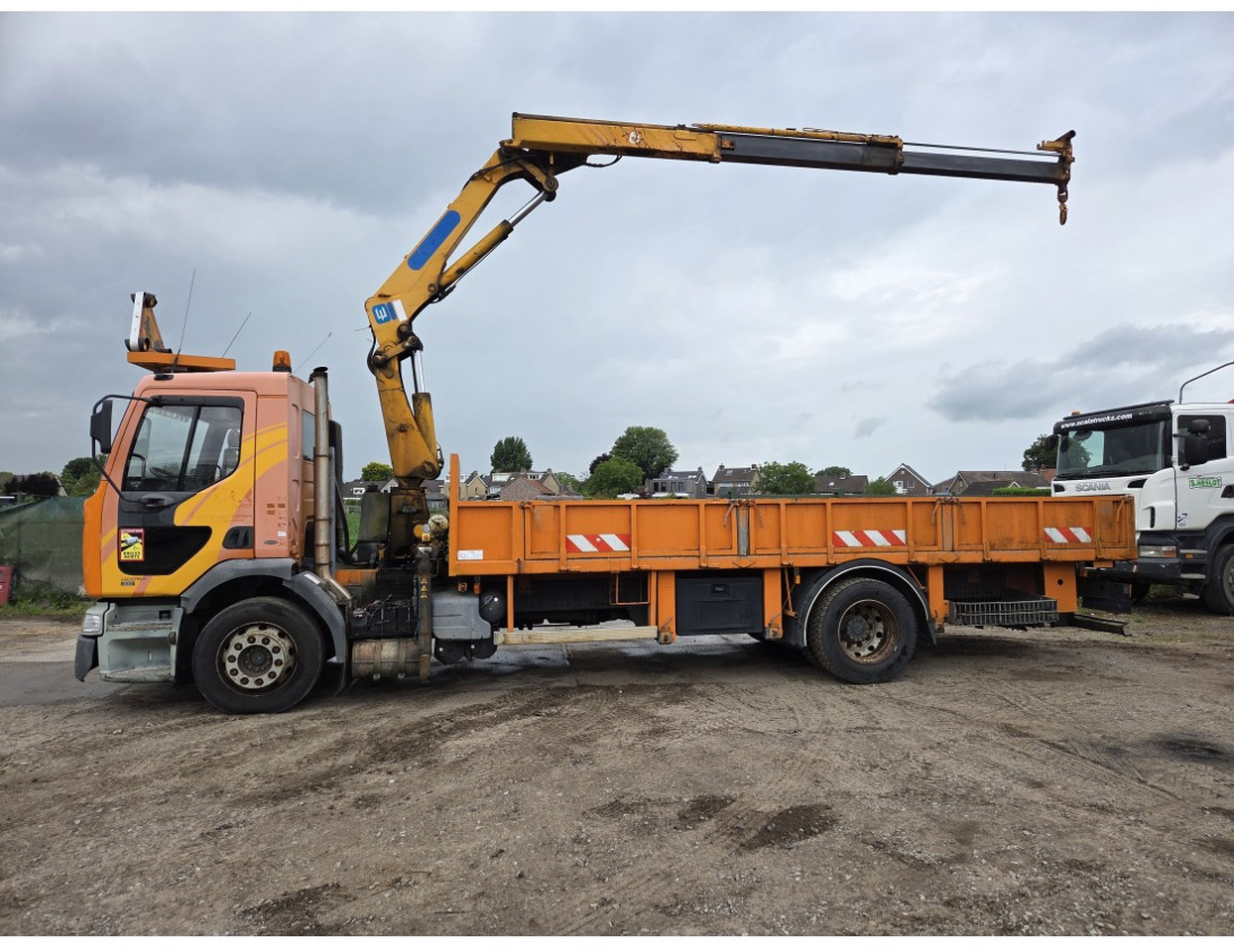 Renault Premium 300 MECHANICAL PUMP OPEN BOX COMPRESSOR CRANE EFFER 140/2S - شاحنات مسطحة, شاحنة كرين: صورة 3 Renault Premium 300 MECHANICAL PUMP OPEN BOX COMPRESSOR CRANE EFFER 140/2S - شاحنات مسطحة, شاحنة كرين: صورة 3