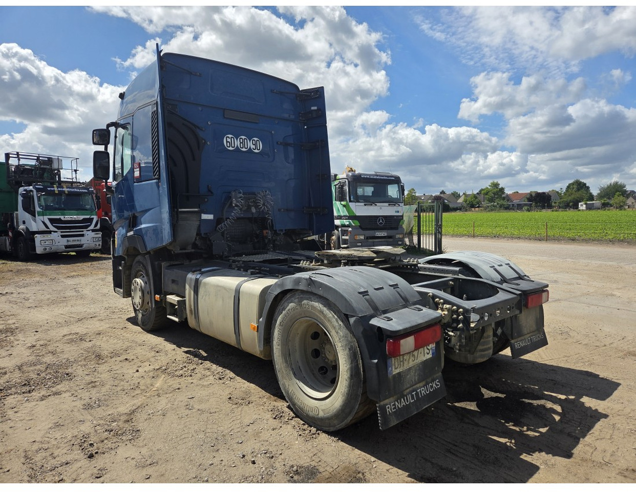 Renault T 460 4X2 Tractor Unit Retarder Hydraulic - وحدة جر: صورة 3 Renault T 460 4X2 Tractor Unit Retarder Hydraulic - وحدة جر: صورة 3