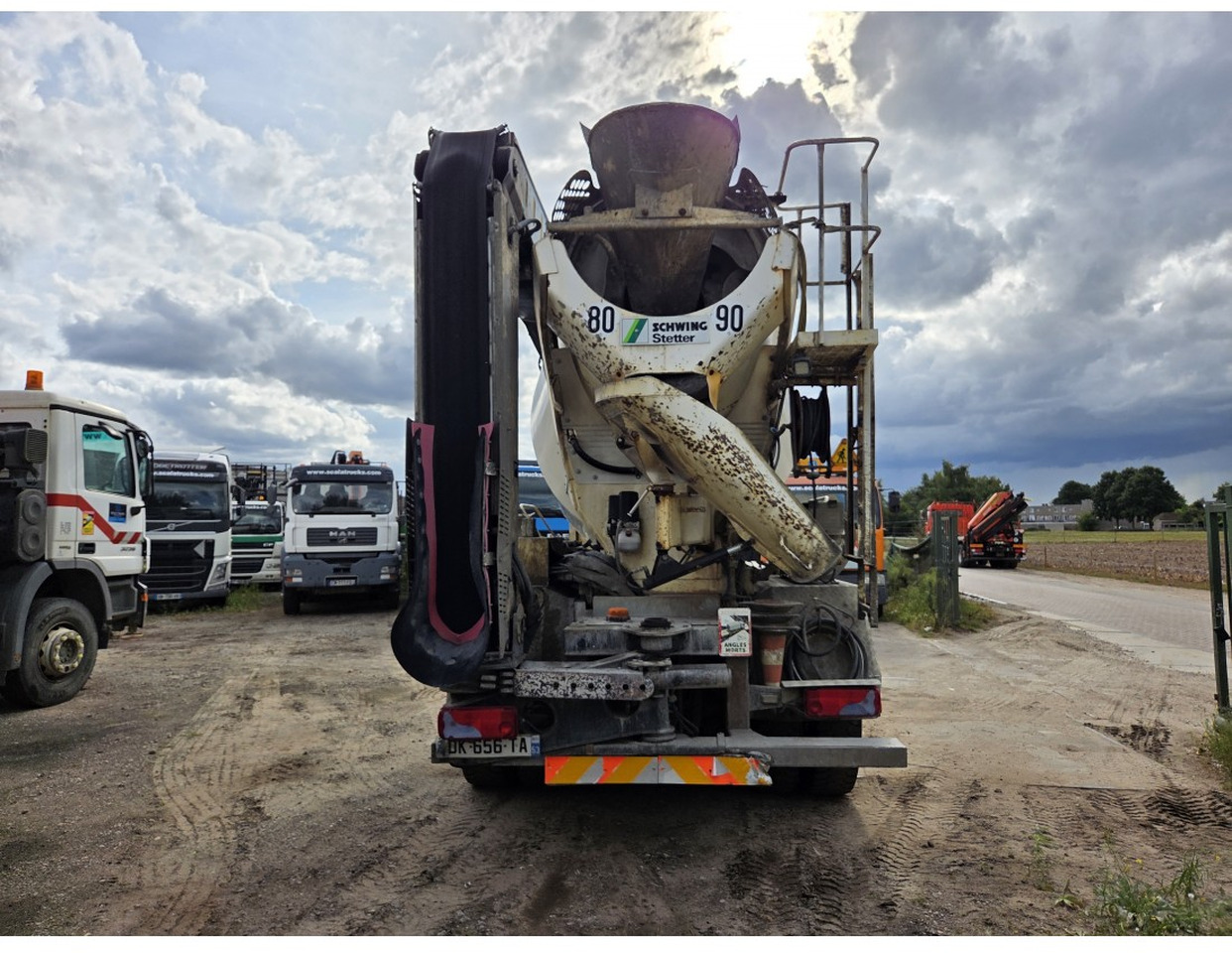 TGS 35.400 8X4 Concrete Mixer Stetter Euro 6 Steelsuspension - شاحنة خلاطة خرسانة: صورة 3 TGS 35.400 8X4 Concrete Mixer Stetter Euro 6 Steelsuspension - شاحنة خلاطة خرسانة: صورة 3