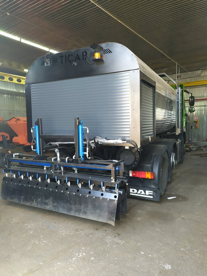 TICAB Аutonomous Asphalt Sprayer 8000 L, Asphalt Distributor, Manufacturer - مضخة خرسانة: صورة 5 TICAB Аutonomous Asphalt Sprayer 8000 L, Asphalt Distributor, Manufacturer - مضخة خرسانة: صورة 5