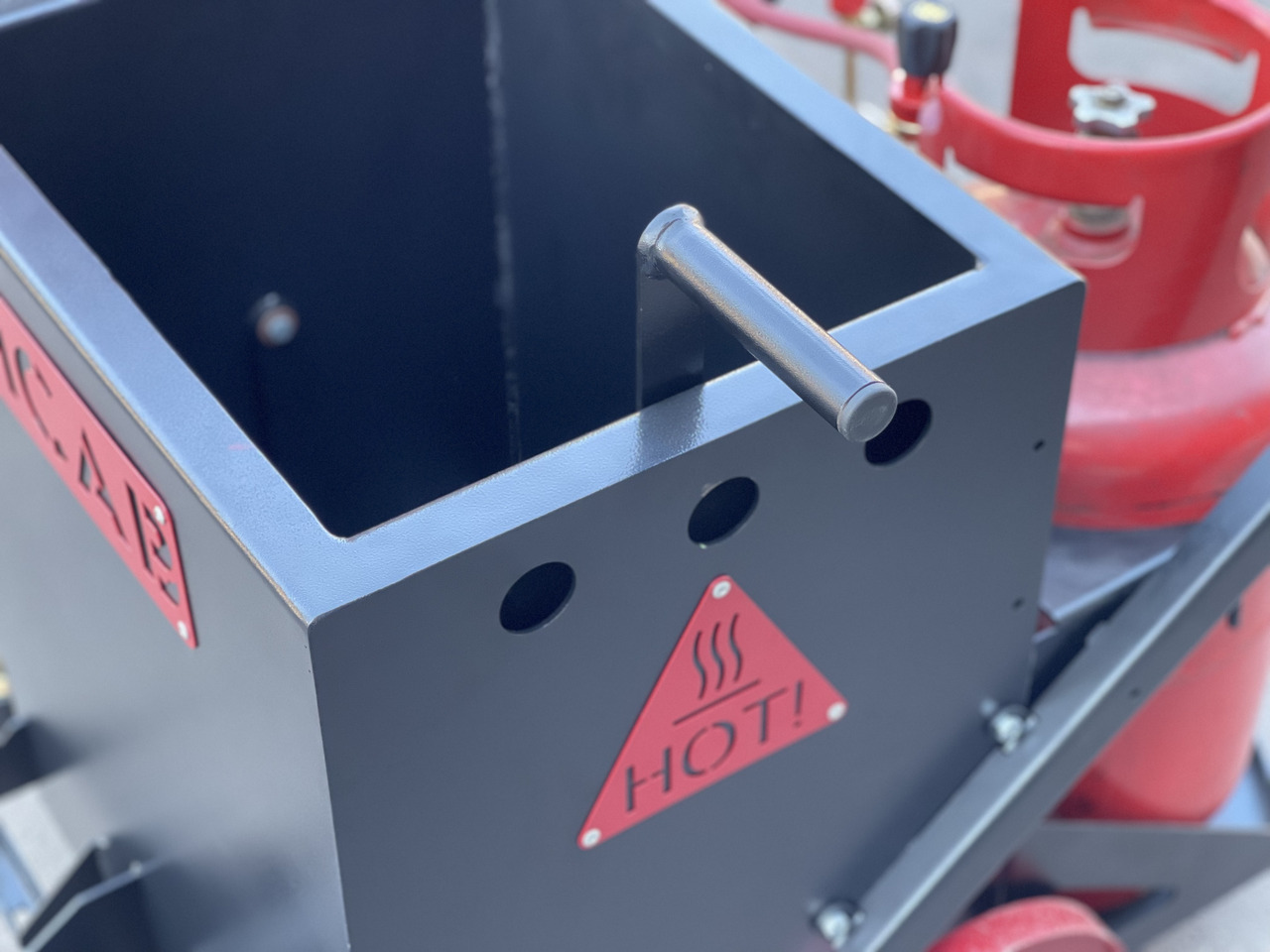 TICAB Mini Crack Sealing Machine , Hand Push Crack Fill Machine, Manufacturer - موزع الأسفلت: صورة 4 TICAB Mini Crack Sealing Machine , Hand Push Crack Fill Machine, Manufacturer - موزع الأسفلت: صورة 4