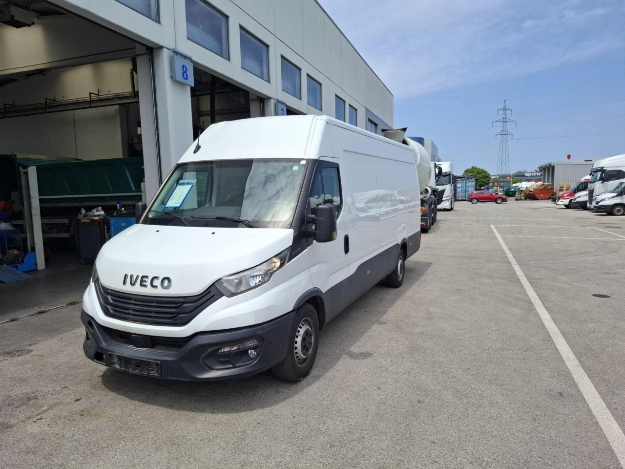 IVECO Daily 35S16V - ميكروباص: صورة 1 IVECO Daily 35S16V - ميكروباص: صورة 1
