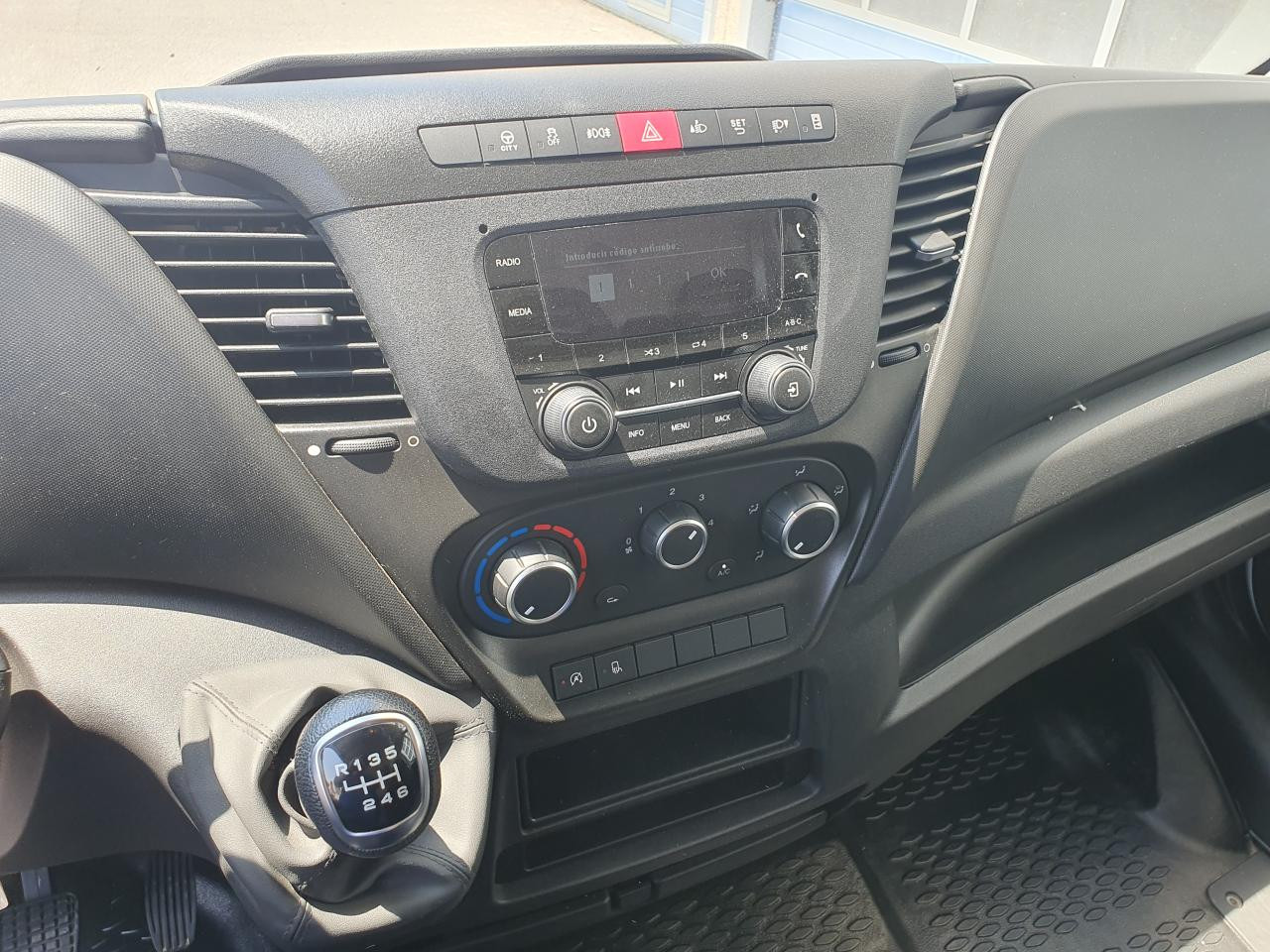 ميكروباص IVECO Daily 35S16V: صورة 7 ميكروباص IVECO Daily 35S16V: صورة 7