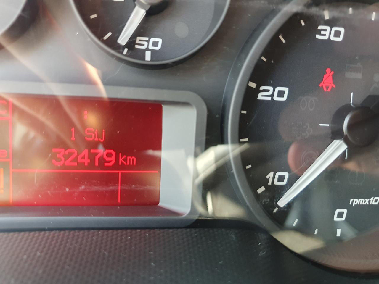 ميكروباص IVECO Daily 35S16V: صورة 8 ميكروباص IVECO Daily 35S16V: صورة 8