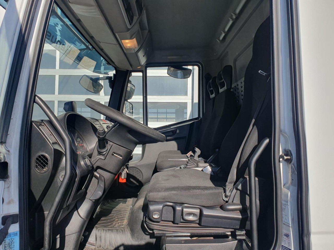 IVECO Eurocargo ML160E25 - شاحنة الفريزر: صورة 3 IVECO Eurocargo ML160E25 - شاحنة الفريزر: صورة 3