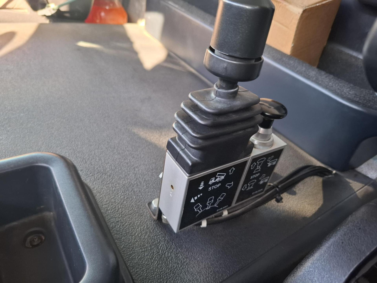 IVECO Trakker AD410T50 - شاحنة قلاب: صورة 4 IVECO Trakker AD410T50 - شاحنة قلاب: صورة 4