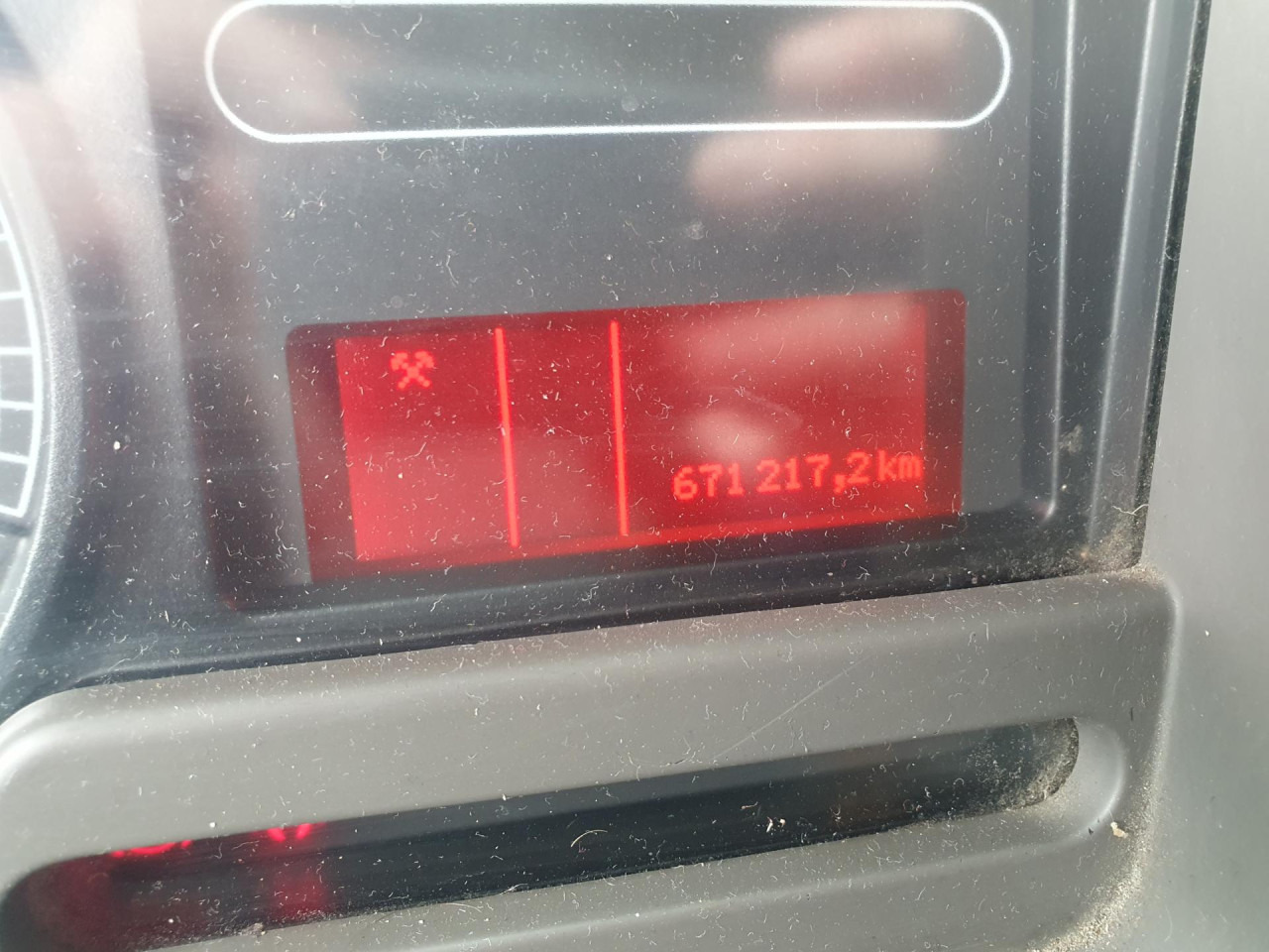 RENAULT Midlum 220.12 - شاحنة الفريزر: صورة 4 RENAULT Midlum 220.12 - شاحنة الفريزر: صورة 4